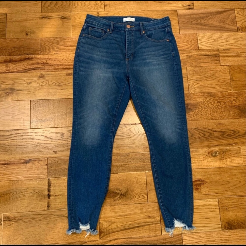 NWOT Loft Curvy Skinny Jeans
